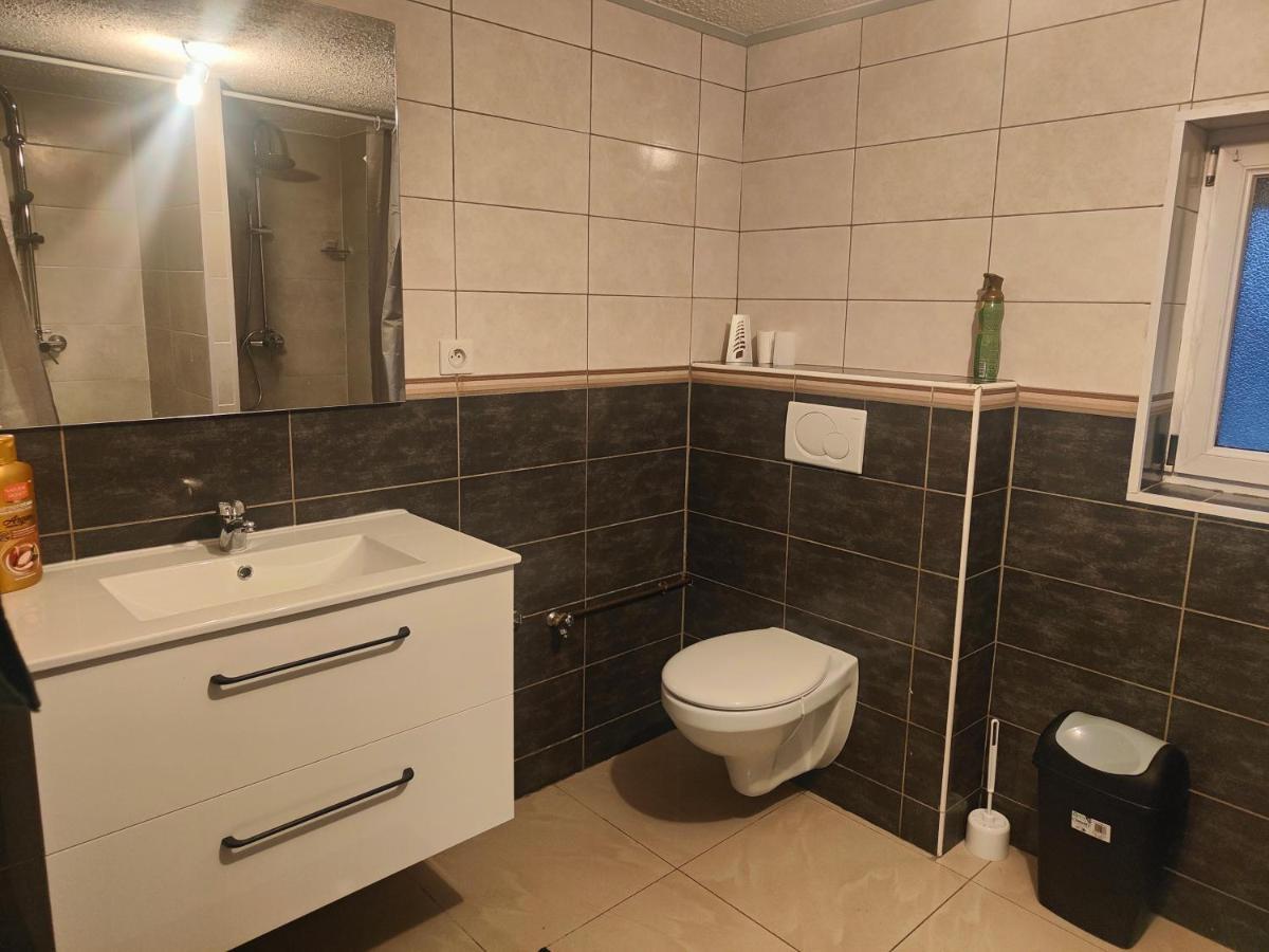 Chambre Climatisee Et Cosy Auberge Du Manala Hotel 24 24 Saint-Louis  Ngoại thất bức ảnh