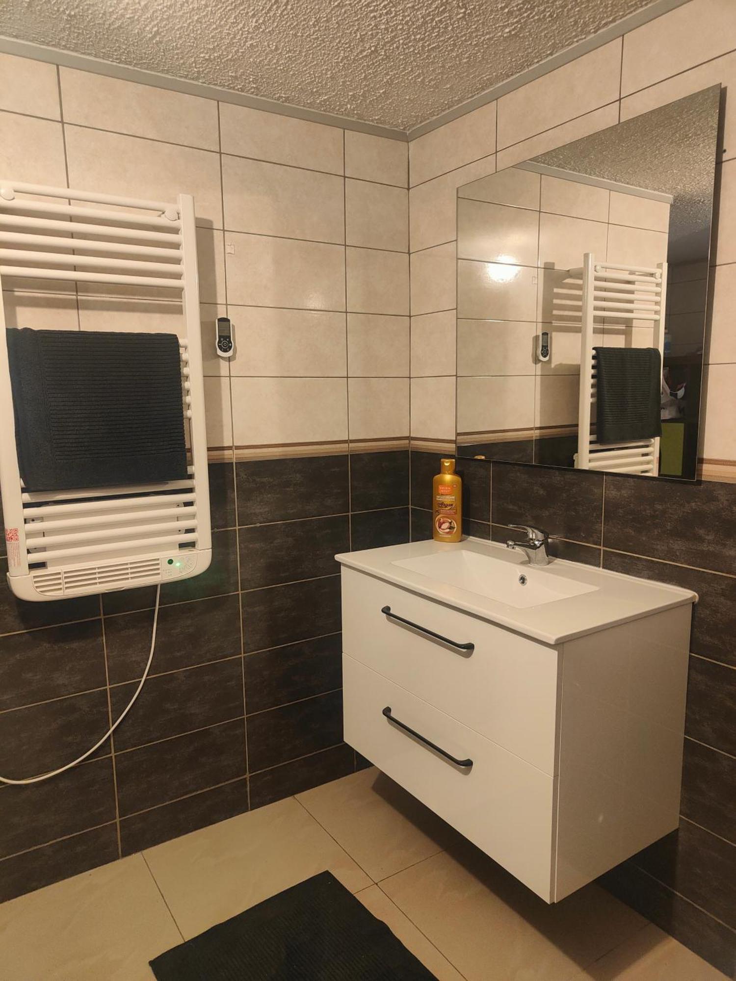 Chambre Climatisee Et Cosy Auberge Du Manala Hotel 24 24 Saint-Louis  Ngoại thất bức ảnh